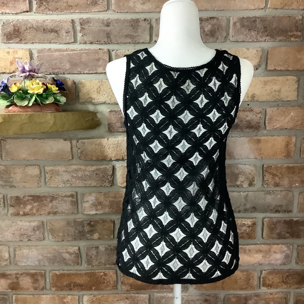 ANN TAYLOR LOFT Sheer Black-Lace Tank Top 123 - Picture 3 of 9